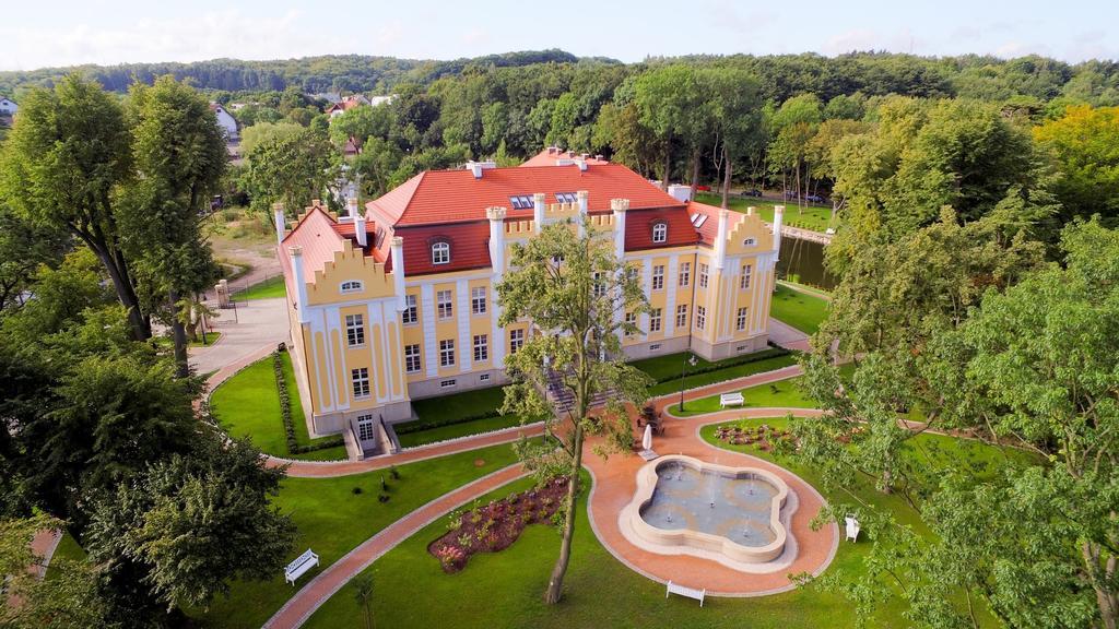 Relais & Chateaux Hotel Quadrille - Adults Only Gdynia Buitenkant foto